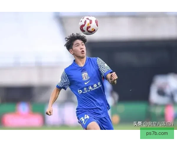 海港申花首发对决五外援同场竞技莱昂纳多领衔18岁杨皓宇亮相